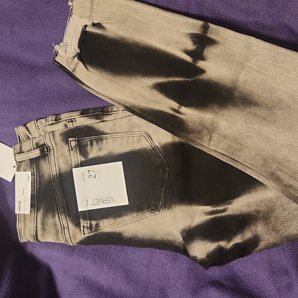Vervet jeans size 27